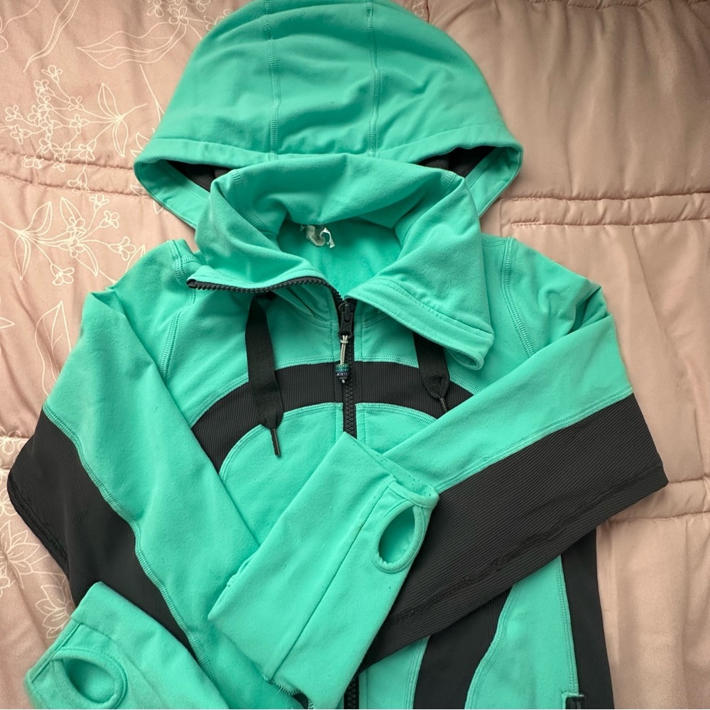 LULULEMON Jacket - Picture 6 of 11